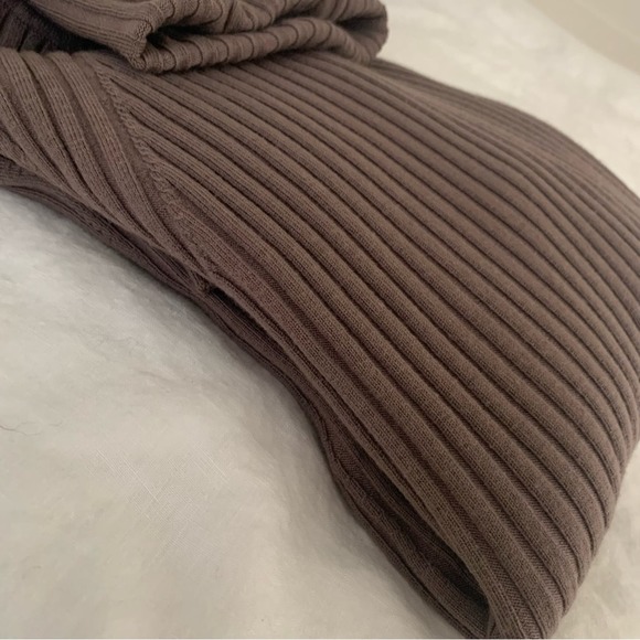 Wolford Merino Wool Turtleneck Ribbed Sweater - Picture 10 of 13